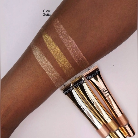 2 Pack Relove by Revolution Glow Up Liquid Highlighter- Glow Getta - Picture 4 of 7
